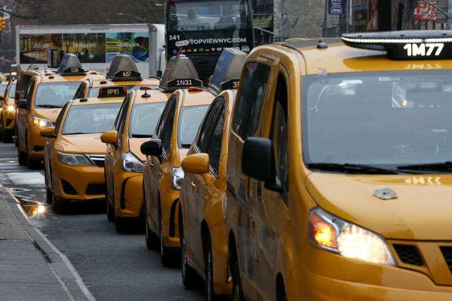 How to Choose the Right Taxi in York for Your Needs